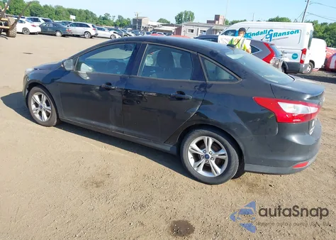 2013 Ford Focus Se z USA, uszkodzony, nr VIN 1FADP3F21DL230177